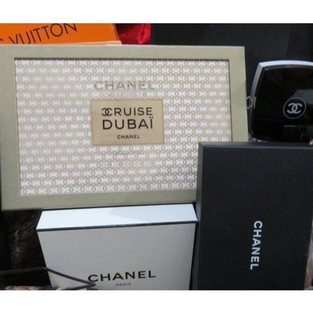 CHANEL KARL LAGERFELD art prints Cruise Dubai Collection Hudson Kroenig 2014/15